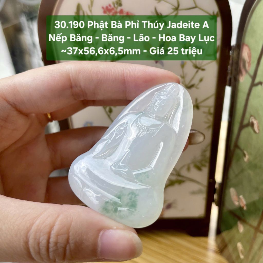 30.190 Phật Bà Phỉ Thuý Jadeite A - Nếp Băng - Băng - Lão - Hoa Bay Lục ~37x56,6x6,5mm