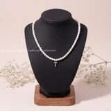  Chuỗi ngọc trai nước ngọt Freshwater Monogram Muse charm chữ cái đính đá | Cáo Bạc 