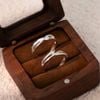 Nhẫn đôi bạc Việt Nam Sunshine Rings Couple (146) xẻ rãnh chữ V bắt sáng | Cáo Bạc