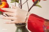  Kiềng tay bạc Việt Nam Xuân Thì dáng tròn mảnh họa tiết nụ sen khắc nổi tinh xảo | Cáo Bạc 
