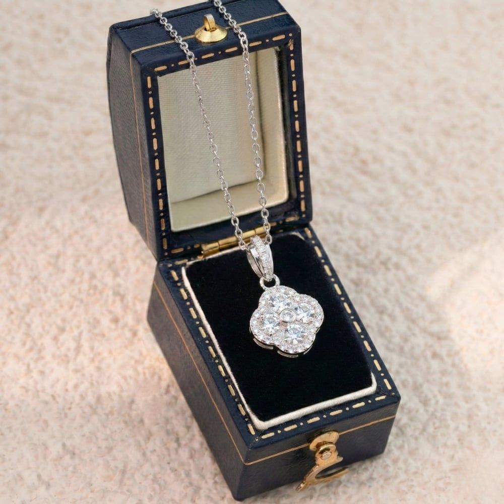  Dây chuyền bạc Việt Nam xi vàng trắng đính Kim Cương Moissanite bốn lá may mắn | Cáo Bạc 