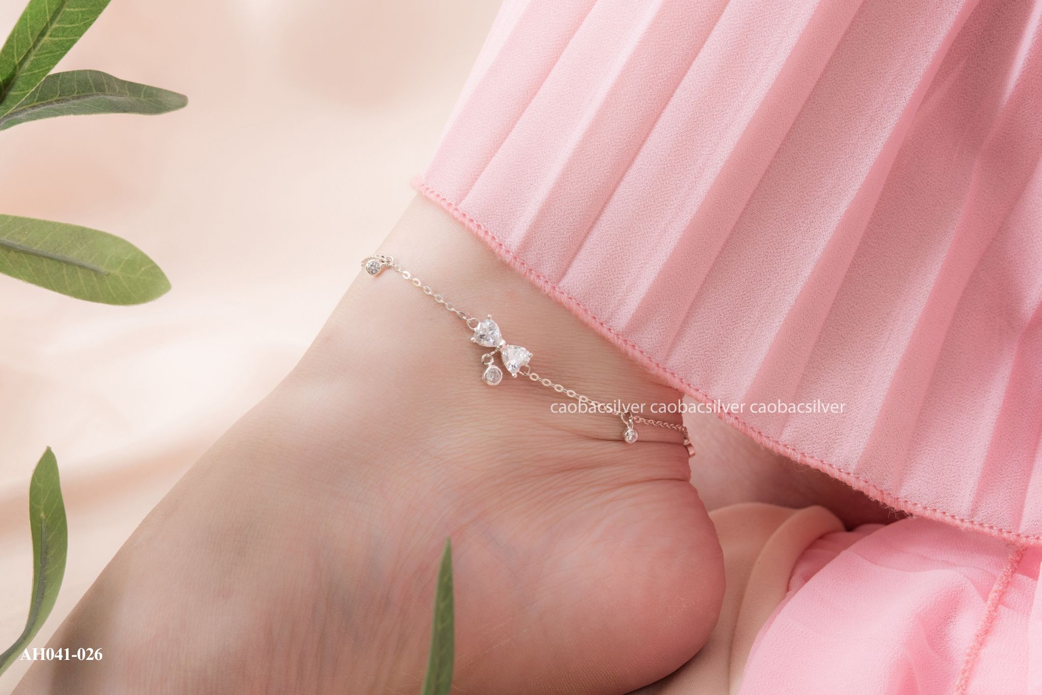  Lắc chân bạc Việt Nam charm nơ đá đính lấp lánh nữ tính | Cáo Bạc 
