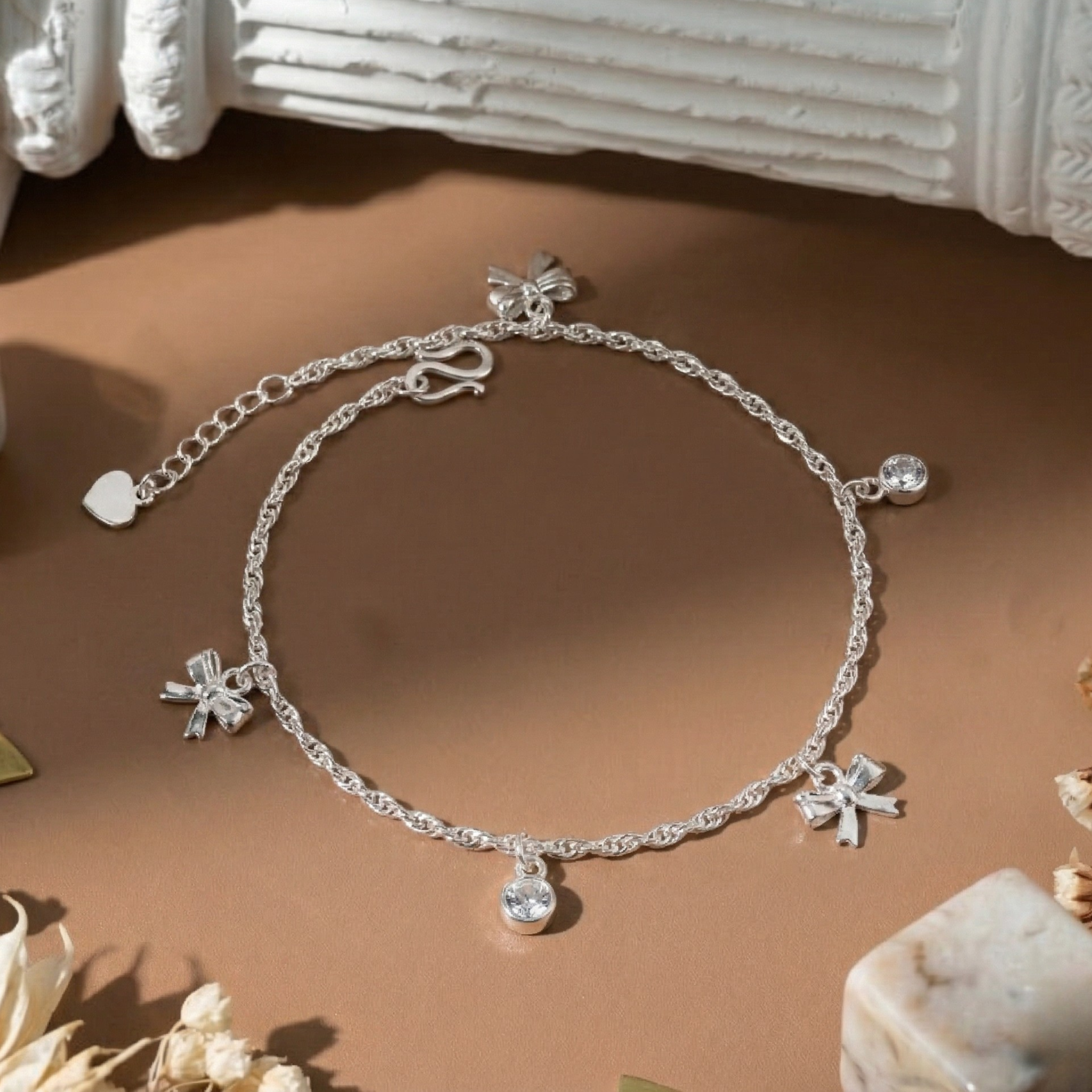  Lắc chân bạc Việt Nam Dazzle Bow, nơ lấp lánh đính đá thanh mảnh | Cáo Bạc 