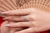  Nhẫn bạc Việt Nam xi vàng trắng ổ đá Moissanite cạnh xoắn | Cáo Bạc 