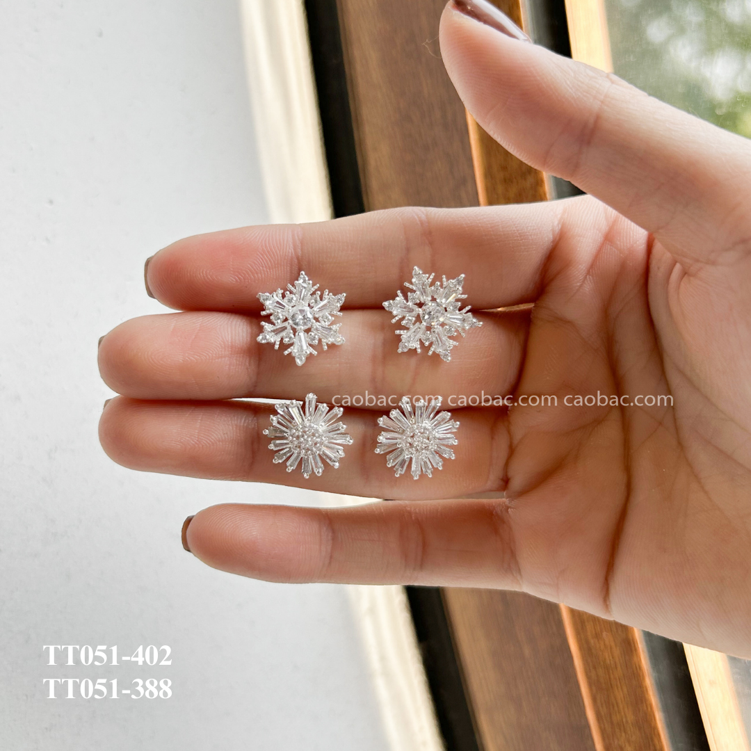  Khuyên bạc ta bông tuyết nhiều cánh 