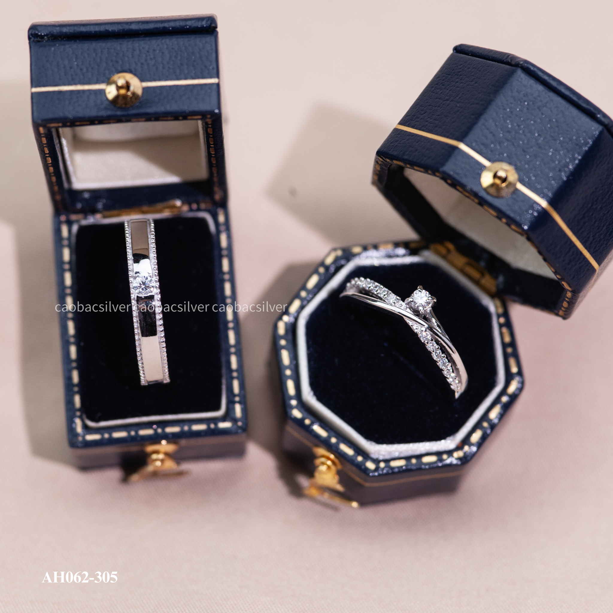  Nhẫn đôi bạc Việt Nam xi vàng trắng đính kim cương Moissanite Lover tinh tế | Cáo Bạc 