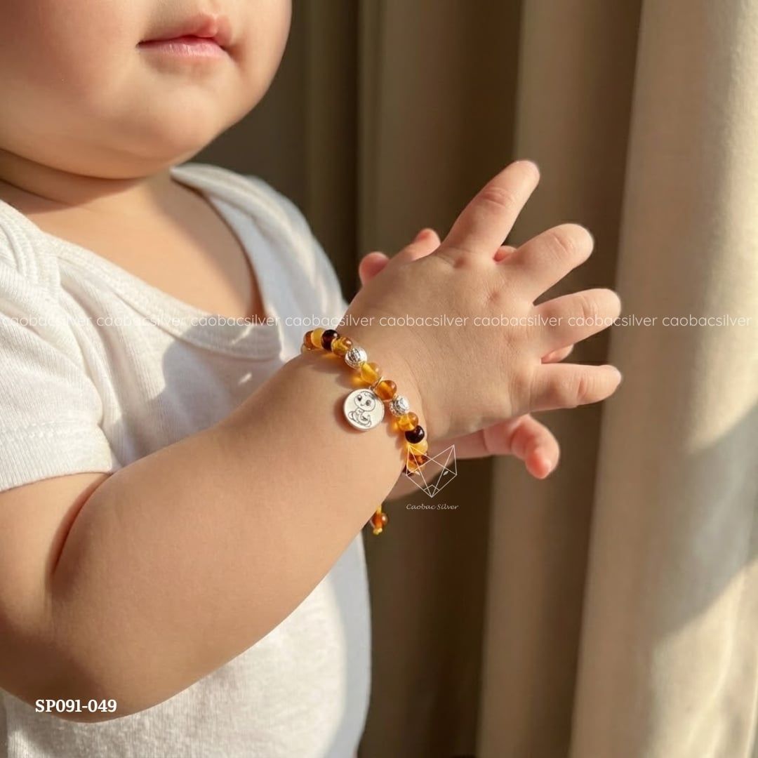  Vòng tay trẻ em hổ phách mix tag tròn xinh xắn | Cáo Bạc 