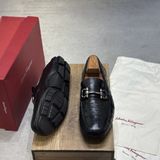  SALVATORE FERRAGAMO 44 
