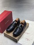  SALVATORE FERRAGAMO 44 