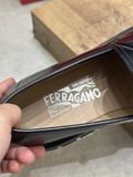  SALVATORE FERRAGAMO 42,5-43 
