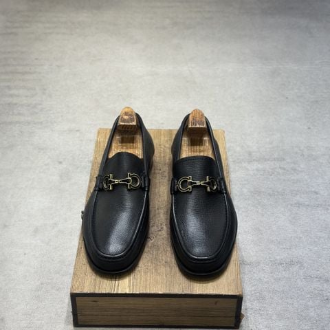  SALVATORE FERRAGAMO 42 