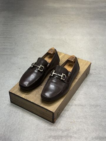  SALVATORE FERRAGAMO 40 