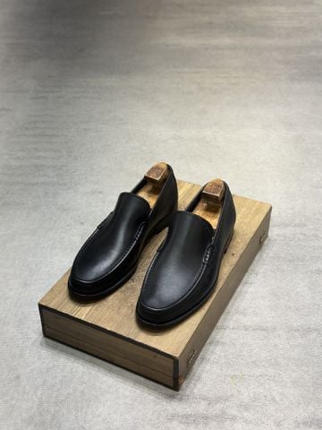  SALVATORE FERRAGAMO 40 