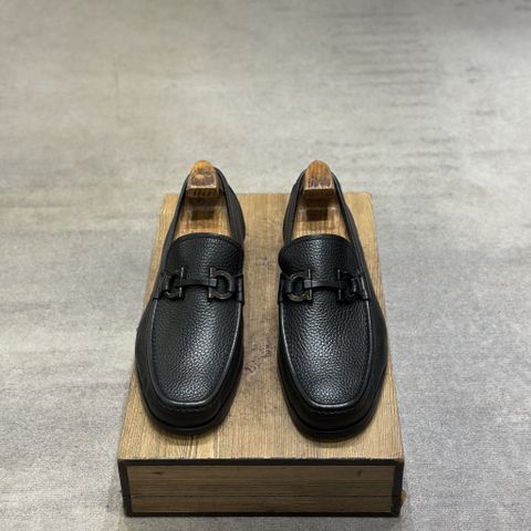  SAL.FERRAGAMO 41-41,5 