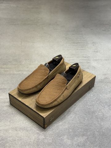  BALLY 43-43,5 