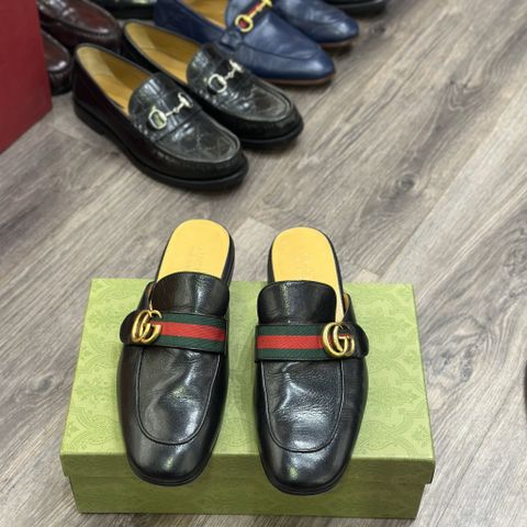  GUCCI 42 