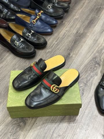  GUCCI 42 
