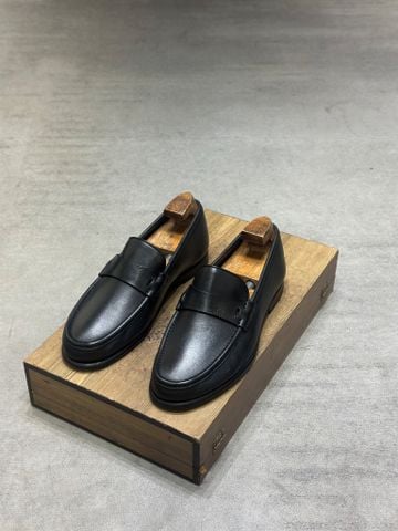  SALVATORE FERRAGAMO 40 