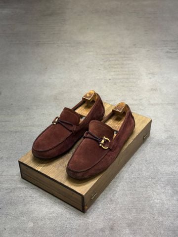  SALVATORE FERRAGAMO. 42 
