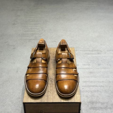  KATHARINE HAMNETT 41,5-42 