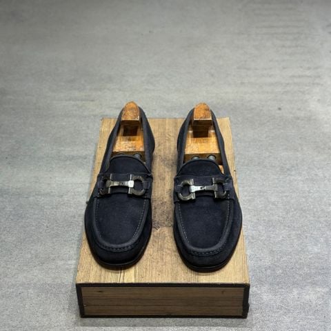  SALVATORE FERRAGAMO 40-40,5 