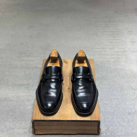  SALVATORE FERRAGAMO 39 