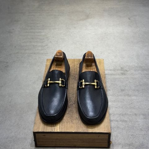  SALVATORE FERRAGAMO 41,5 