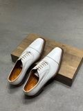  FINE PAIR OF SHOES 40 