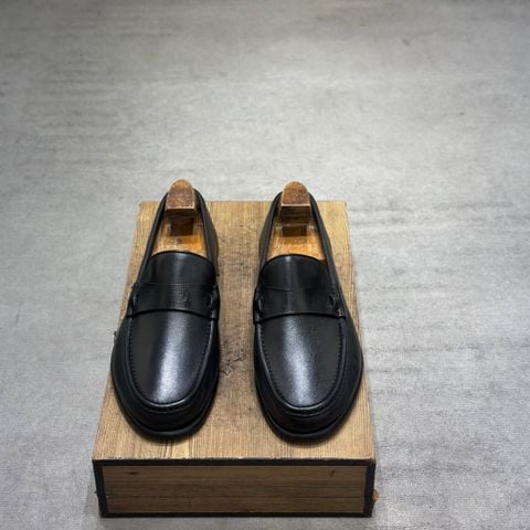 SALVATORE FERRAGAMO 40 