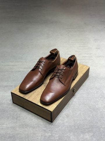  SALVATORE FERRAGAMO 41 