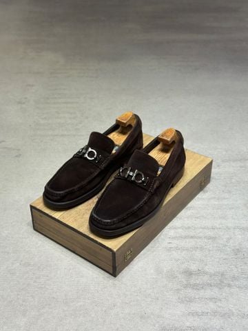  SALVATORE FERRAGAMO 43 