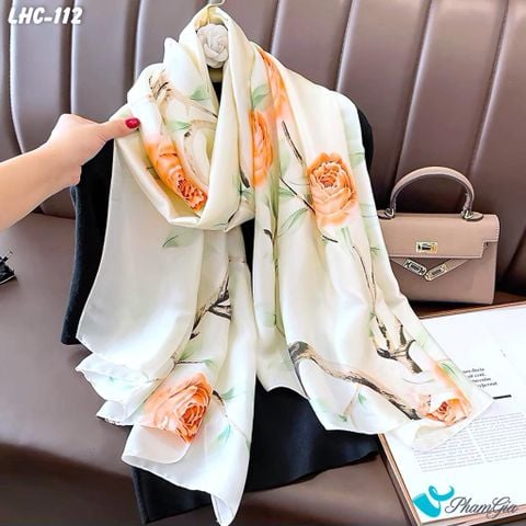Khăn Choàng Lụa Hàng Châu Màu Trắng Kem Họa Tiết Hoa Mẫu Đơn Trang Nhã