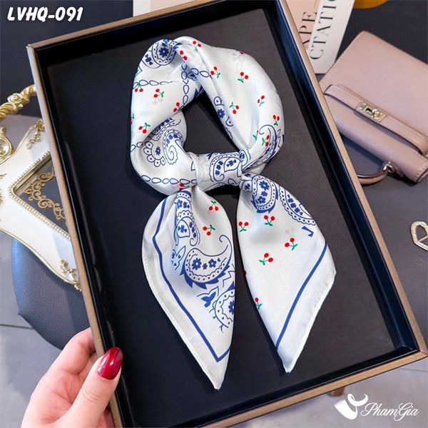 Khăn Lụa Vuông 70*70Cm Phong Cách Hàn Quốc Họa Tiết Cherry Viền Xanh Coban (LVHQ091)
