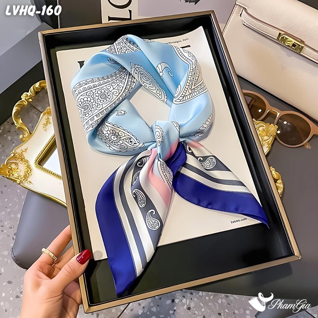 Khăn Lụa Vuông 70*70Cm Phong Cách Hàn Quốc Họa Tiết Paisley Viền Xanh Navy (LVHQ160)