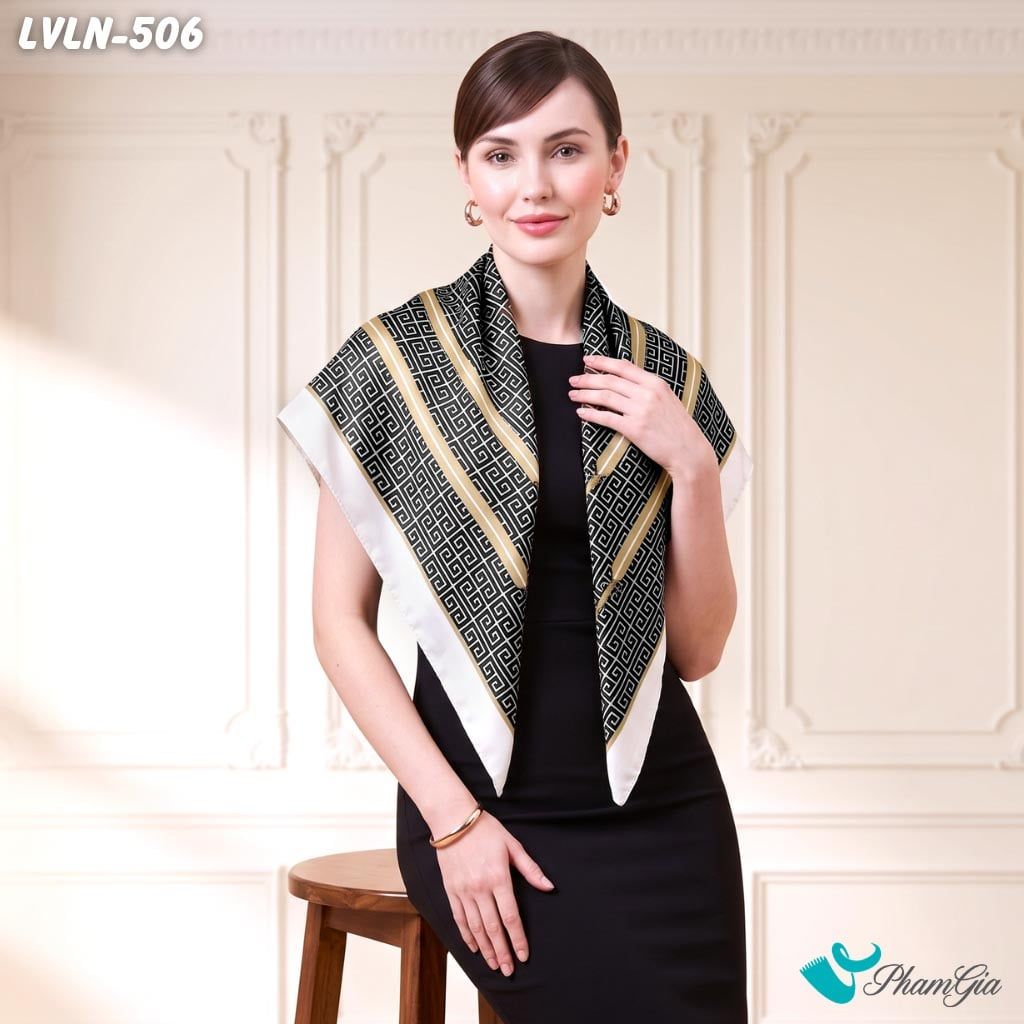 Khăn Lụa Vuông Luna 90X90Cm Họa Tiết Geometric Phối Khóa Kim Loại Màu Trắng (LVLN506)