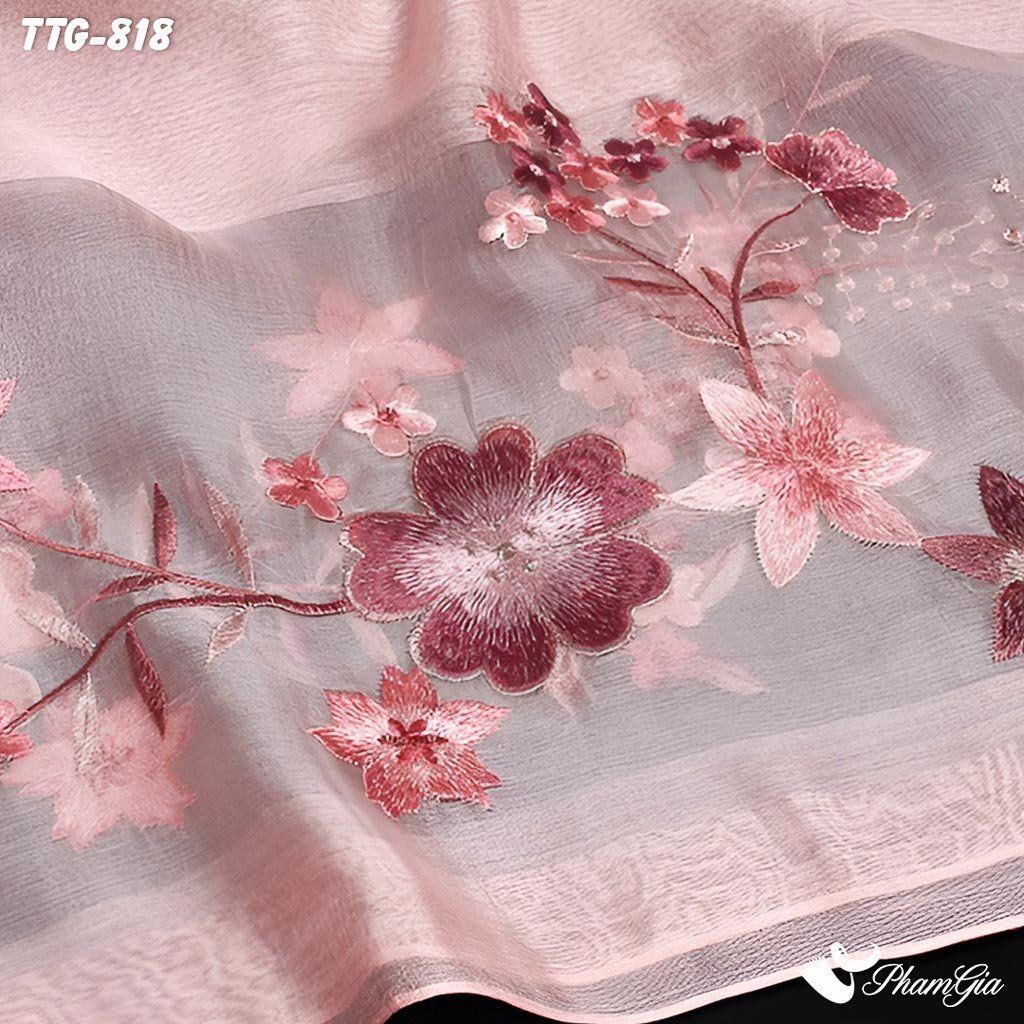 Họa Tiết Khăn Choàng Tơ Tằm Gân Cao Cấp Thêu Hoa Mai Màu Hồng Baby Sang Trọng