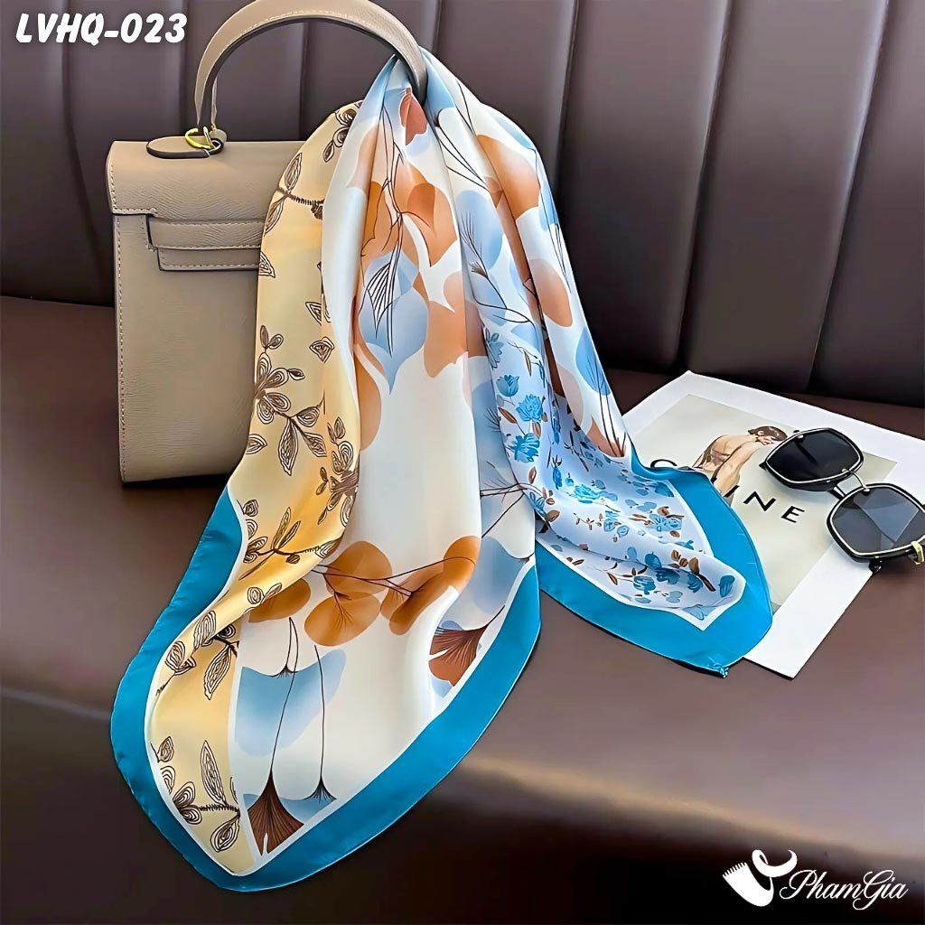 Khăn Lụa Vuông 70*70Cm Phong Cách Hàn Quốc Họa Tiết Hoa Bốn Mùa Viền Xanh (LVHQ023)
