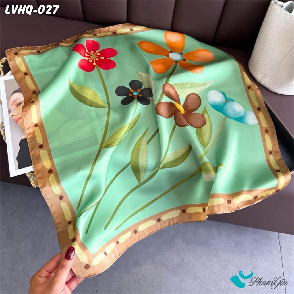 Khăn Lụa Vuông 70*70Cm Phong Cách Hàn Quốc Họa Tiết Hoa Năm Cánh Màu Xanh Mint (LVHQ027)