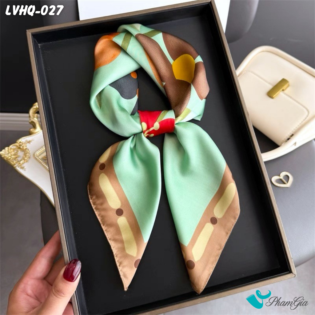 Khăn Lụa Vuông 70*70Cm Phong Cách Hàn Quốc Họa Tiết Hoa Năm Cánh Màu Xanh Mint (LVHQ027)