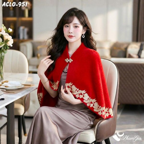 Áo Choàng Lông Luxury Phối Đăng Ten Cổ Điển Màu Đỏ Ruby Sang Trọng (ACLO951)