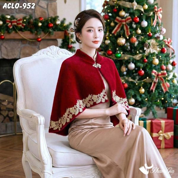 Áo Choàng Lông Luxury Phối Đăng Ten Cổ Điển Màu Đỏ Mận Kiều Diễm (ACLO952)