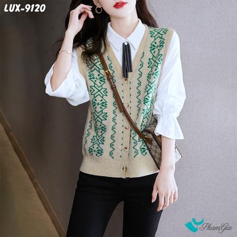 Người Mẫu Mặc Áo Len Ghile Cao Cấp Họa Tiết Thổ Cẩm Màu Xanh