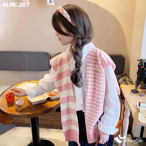 Người Mẫu Mặc Vạt Áo Thời Trang Phong Cách Hàn Quốc Cao Cấp Màu Hồng Baby