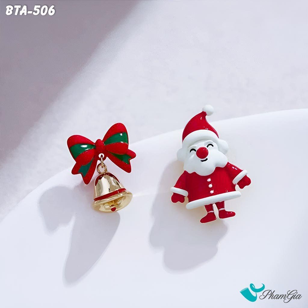 Bông Tai Ông Già Noel Tráng Men Đáng Yêu