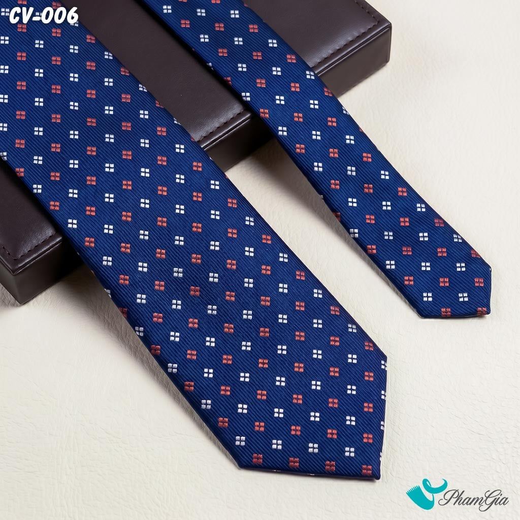 Cà Vạt Nam Hoạ Tiết Ô Vuông Nhỏ Màu Xanh Navy (CV006)