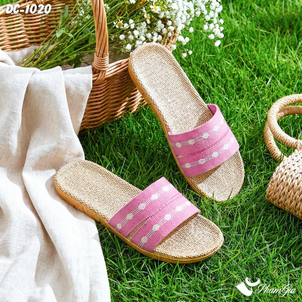 Dép Cói Thổ Cẩm Quai Ngang Màu Hồng Ruốc (DC1020)