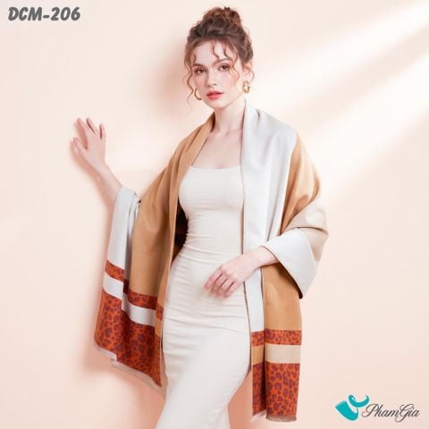 Khăn Choàng Dạ De Cash Giữ Ấm Cao Cấp Họa Tiết Da Báo Phối Nền Cam Hiện Đại (DCM206)