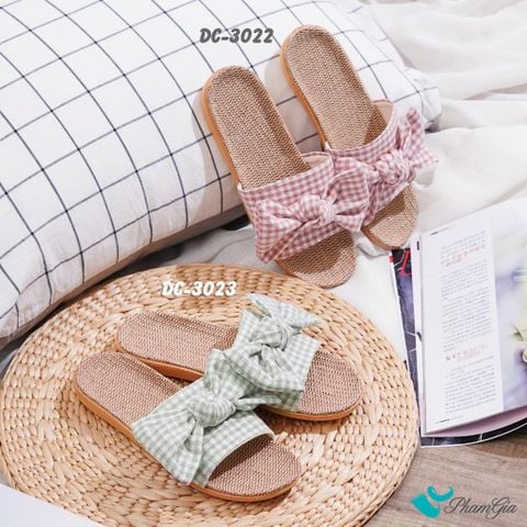 Góc Trên Dép Cói Quai Ngang Phối Nơ Họa Tiết Caro Màu Xanh Mint