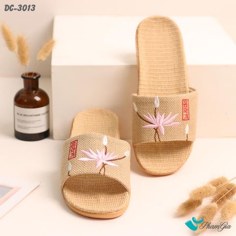 Góc Thẳng Dép Cói Quai Ngang Thêu Họa Tiết Hoa Sen Màu Hồng Baby