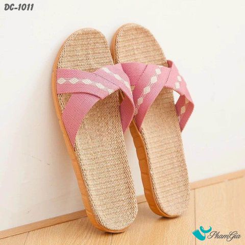 Góc Nghiêng Dép Cói Thổ Cẩm Quai Chéo Màu Hồng Ruốc